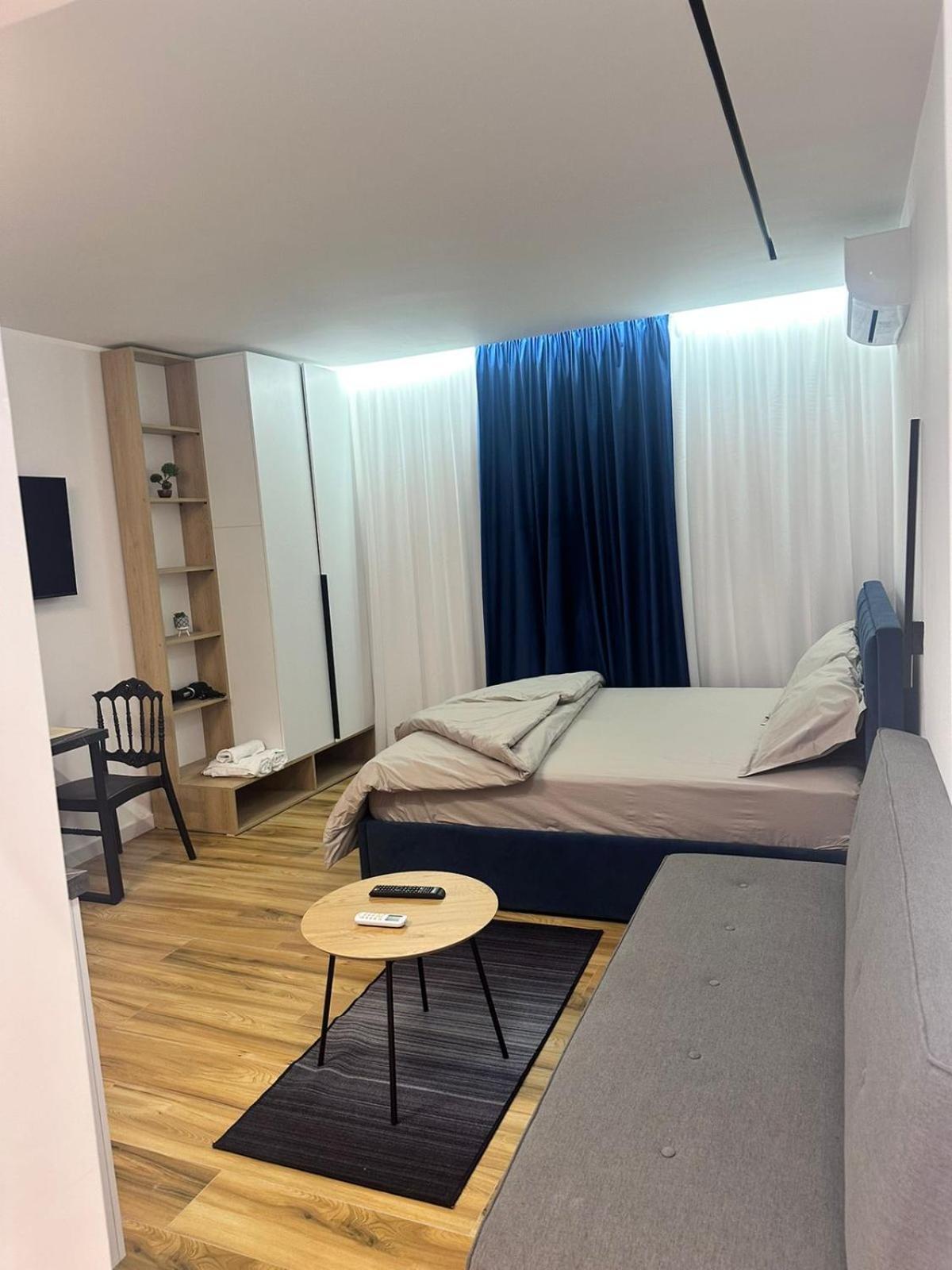 Modern Central Apartments Тирана Экстерьер фото